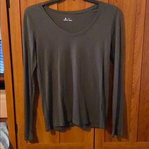 Long sleeve green tee *brand new*